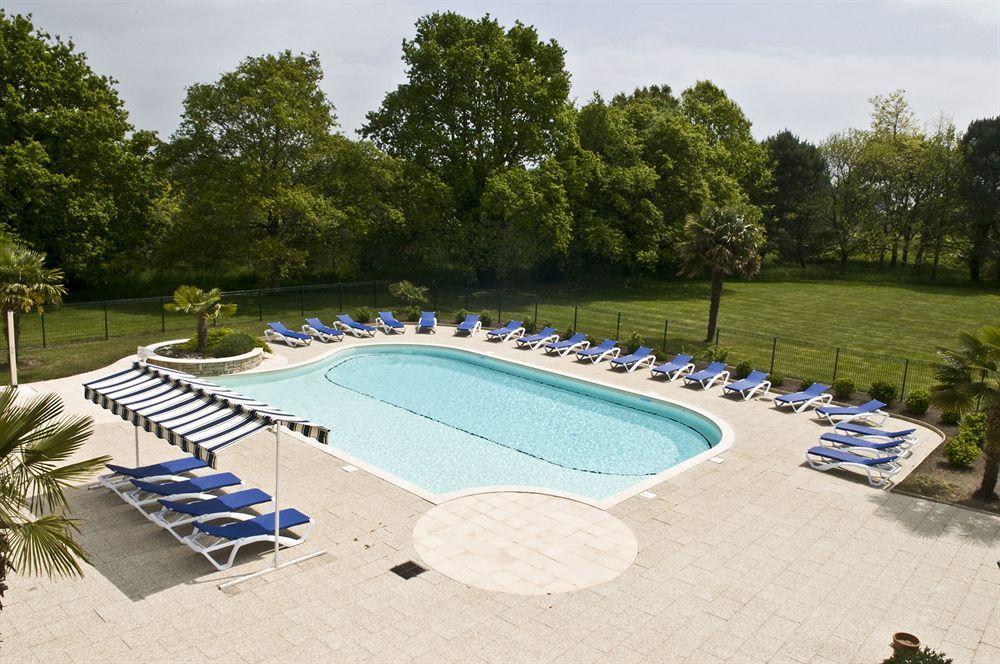 Hotel Du Golf Saint-Laurent Ploemel Esterno foto